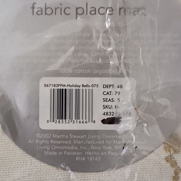 6 MARTHA STEWART Placements Bells Greenery Fabric Christmas Holiday Winter NEW.  - Picture 4 of 11